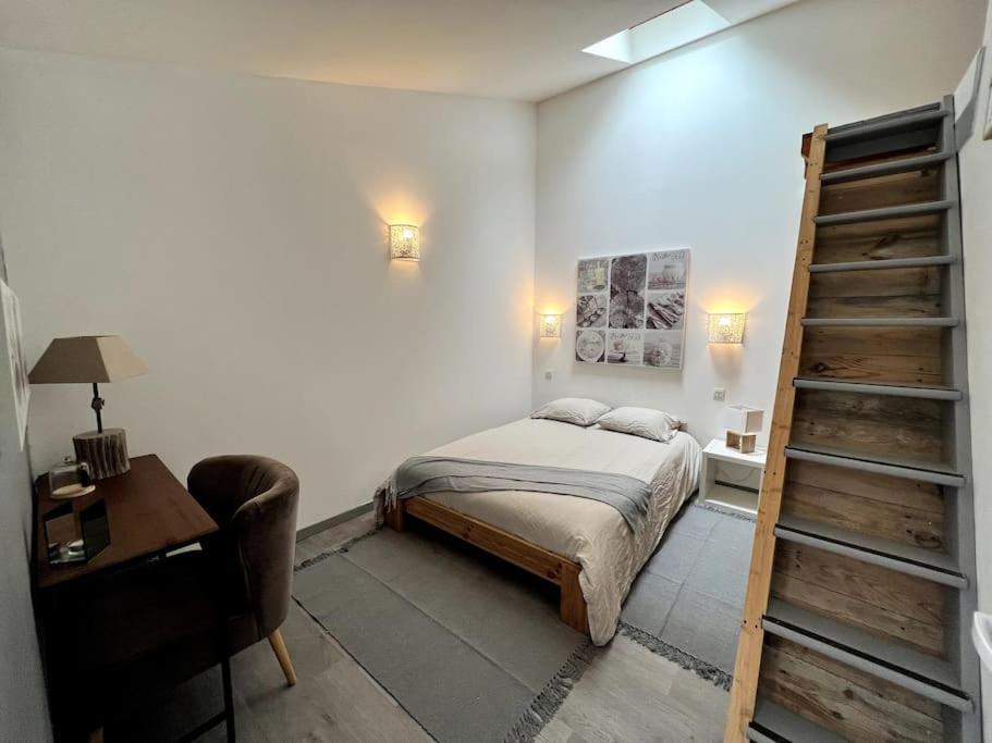 Apartment L'escale Avec Jardin - Coeur De La Rochelle (Charente-Maritime)